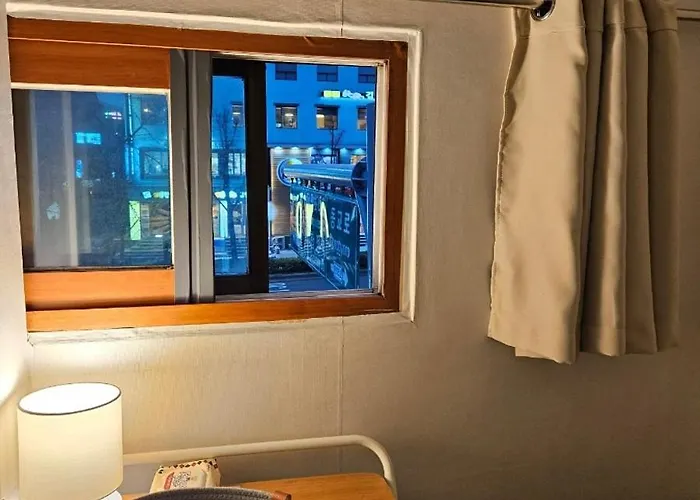 Singleguesthouse Cozybed -man Only- *