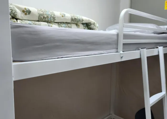 Singleguesthouse Cozybed -man Only- *