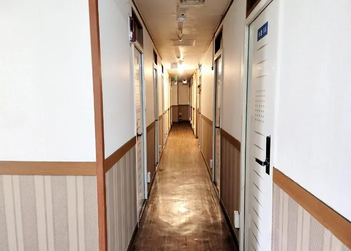 Auberge de jeunesse Singleguesthouse Cozybed -man Only- *